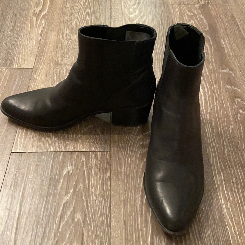 Dolce Vita Chelsea Boots